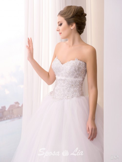 https://www.sposa-lia.com/images/stories/virtuemart/product/152 (2).jpg